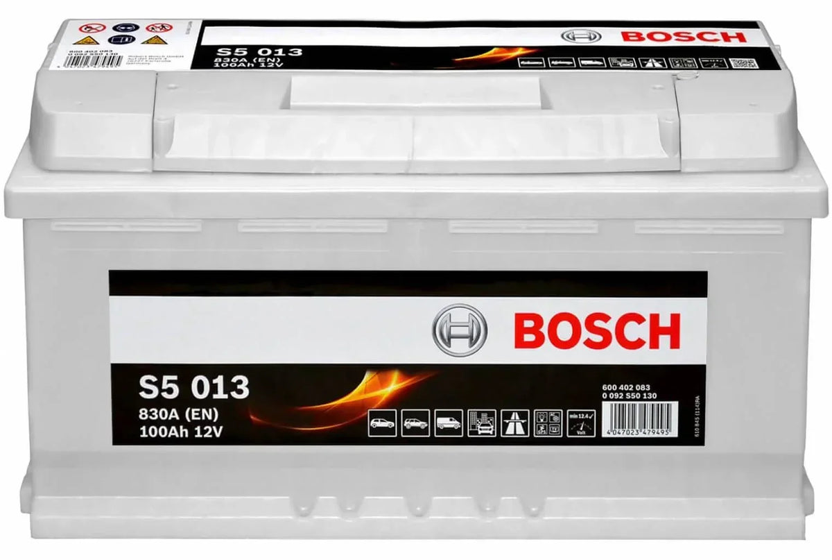 Autobatterie BOSCH S5013 12V 100Ah Front
